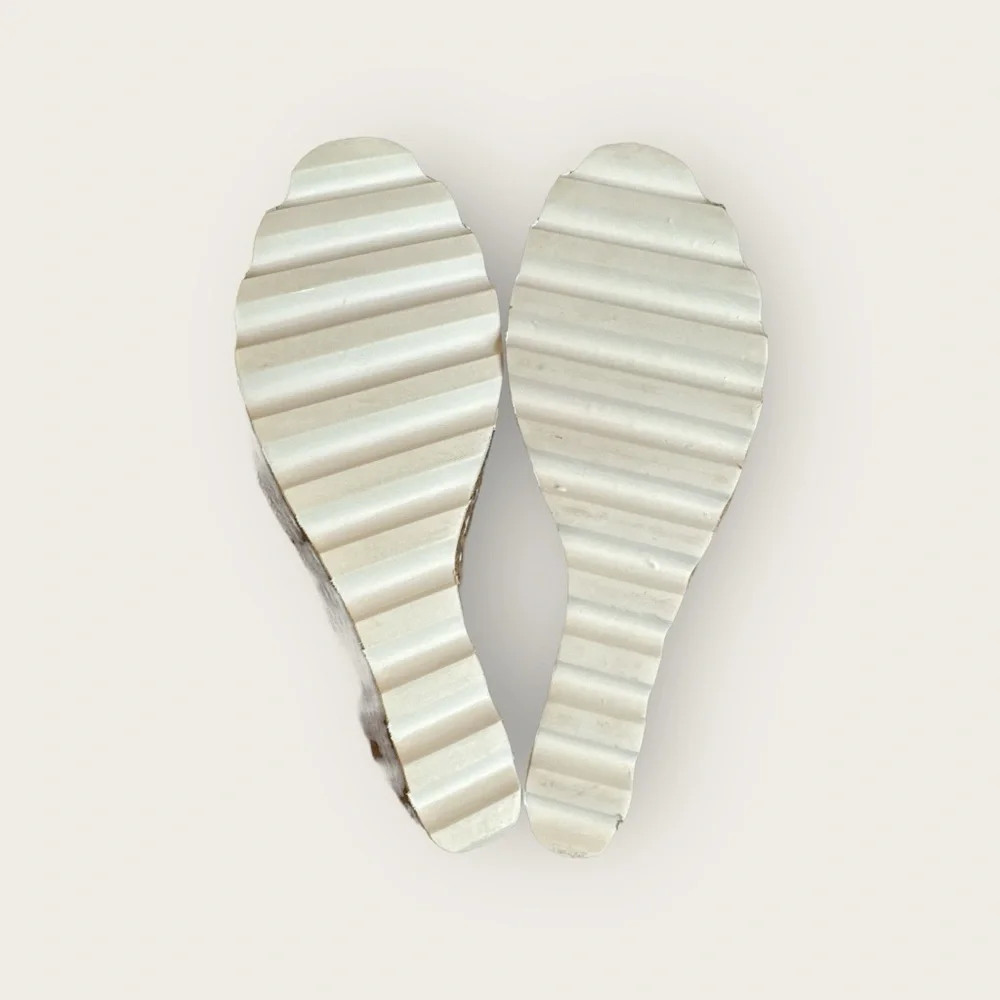 S.O.N.A.L.I. Tan Leather Espadrille wedge sandals. Size 40‎ NWT